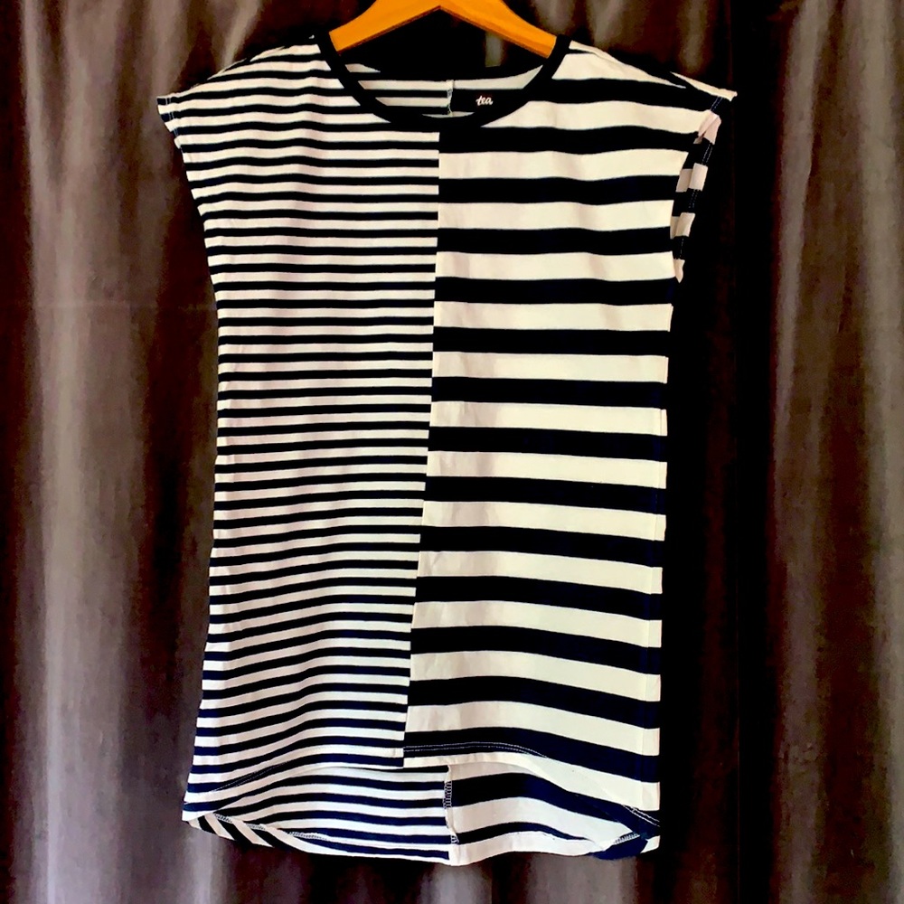 Tea Collection 12yr sleeveless tee. Unworn.